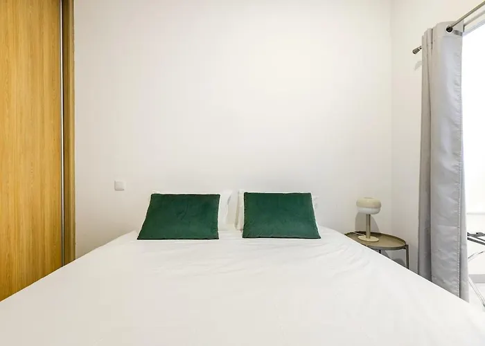 Two 2 Two Urban Apartament *